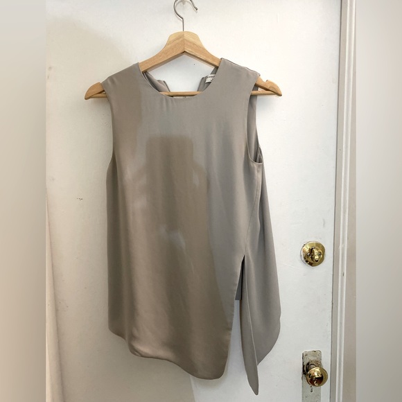 Babaton Hopkins Blouse in Grey - Picture 3 of 4